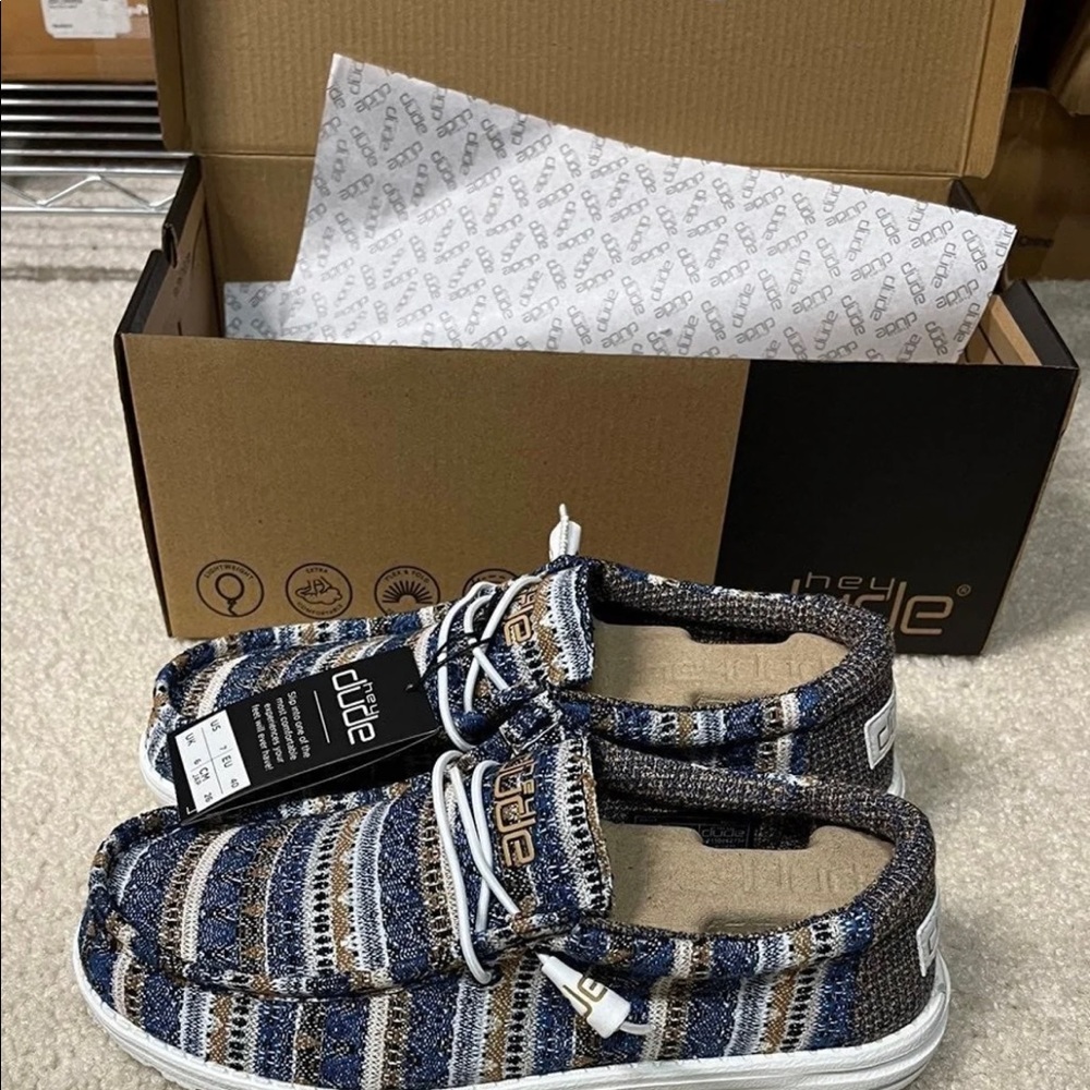 Hey Dude Shoes Wally Royalty Buckle Exclusive